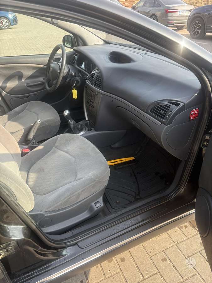 Citroen C5, 2.0 l., Седан