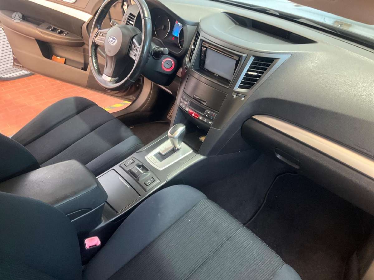 Subaru Outback, 2.0 l., Универсал