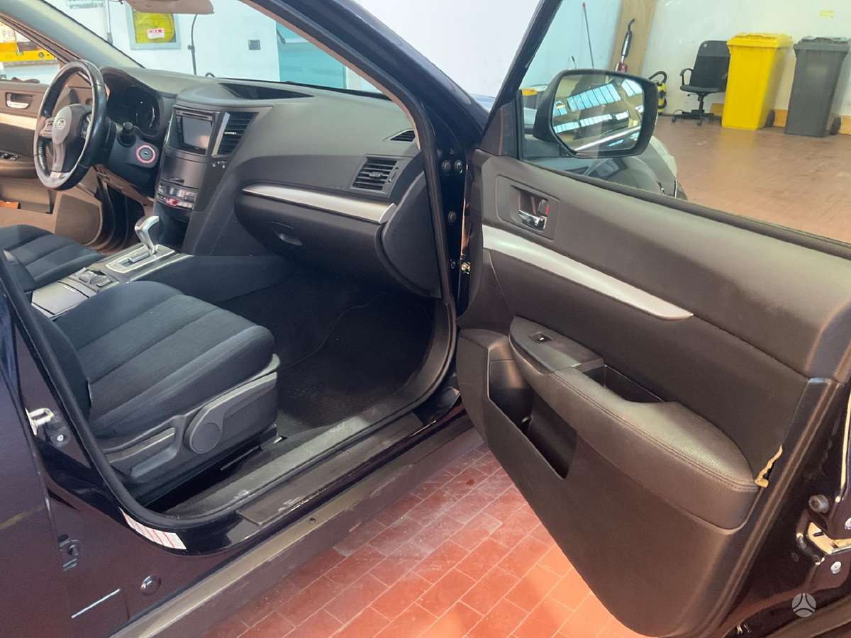 Subaru Outback, 2.0 l., Универсал
