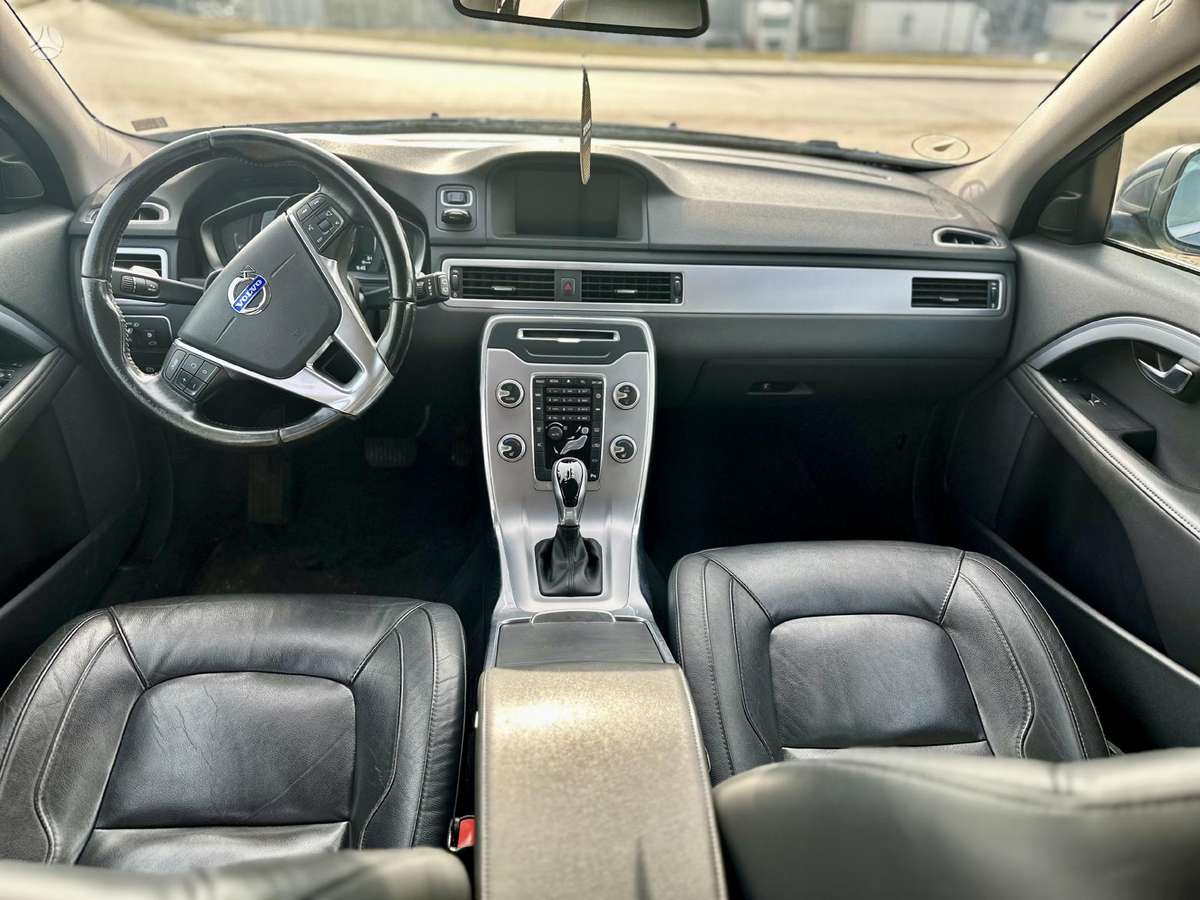 Volvo V70, 2.0 l., Универсал