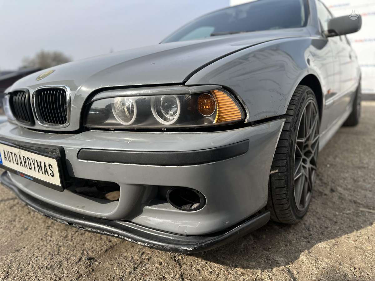 BMW 530 Bmw e39 530d 2001m 142kw dalimis pradėtas ardyti 2026 03 24 va ...