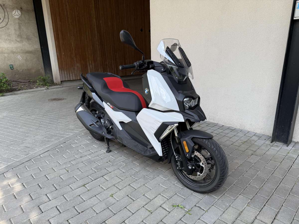 BMW C 400 X 350cc, scooters / mopeds