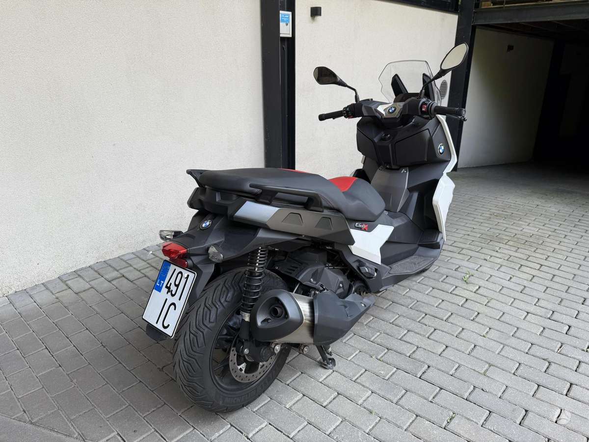 BMW C 400 X 350cc, scooters / mopeds