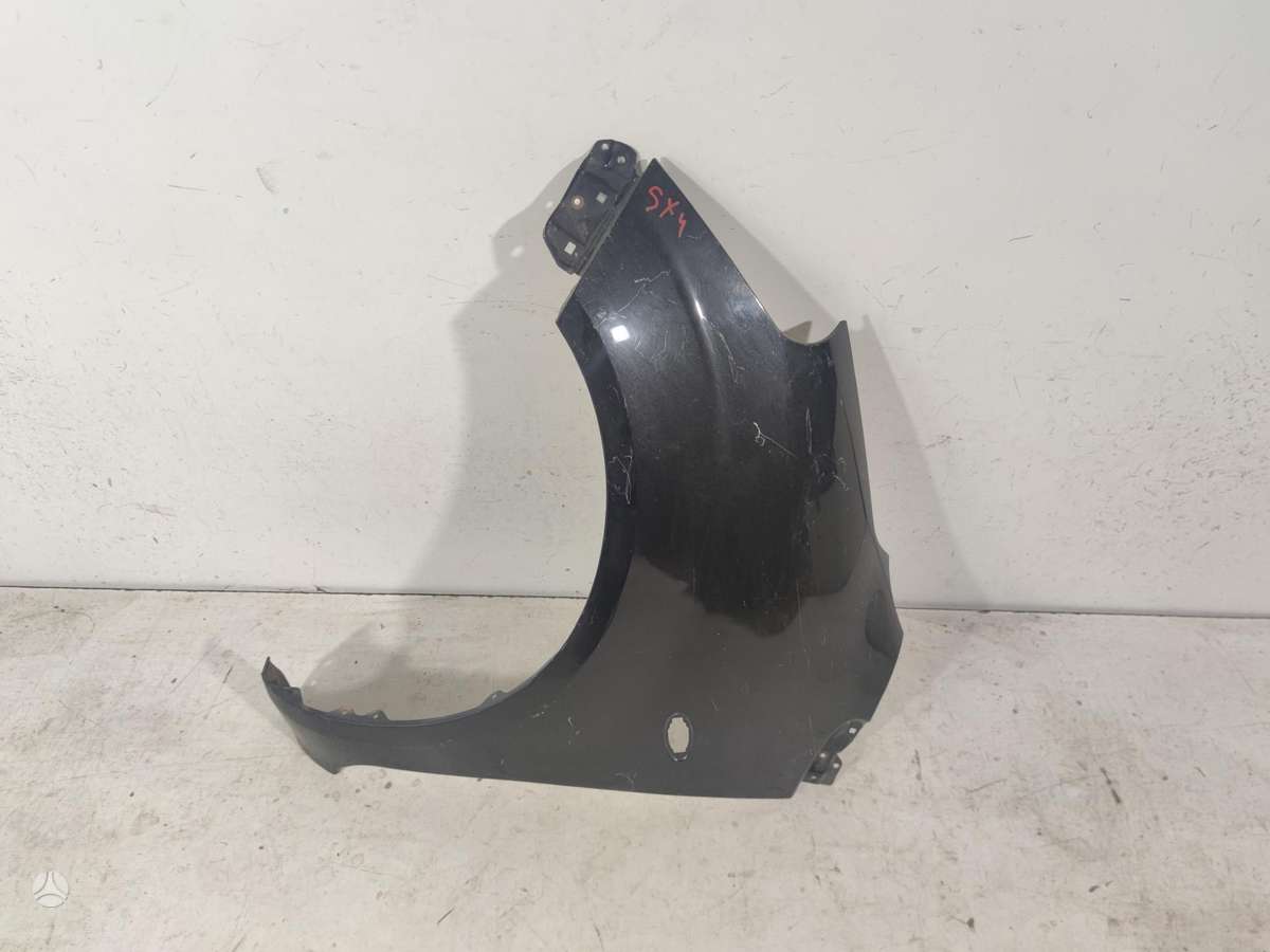 Suzuki SX4 fenders, lights