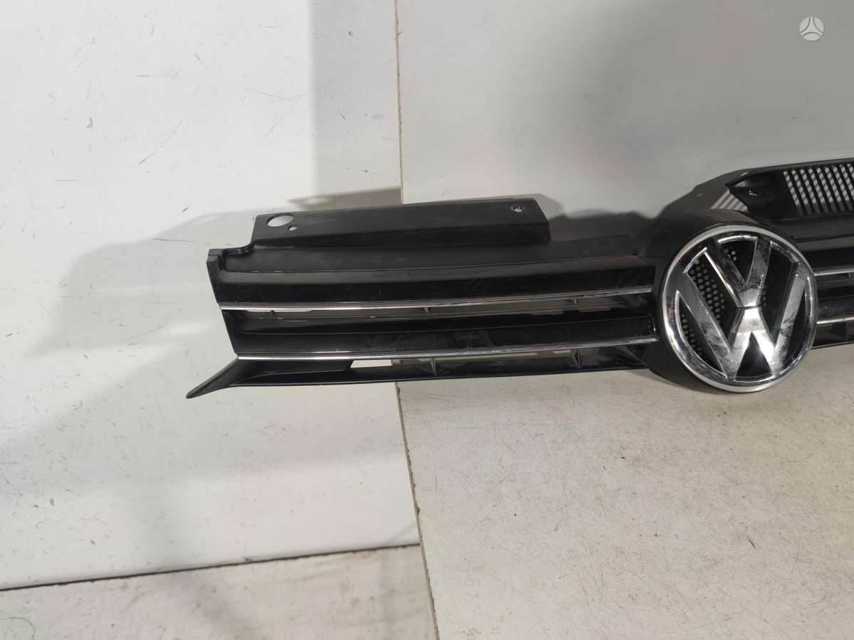 Volkswagen Golf, 5K0853653, front grill