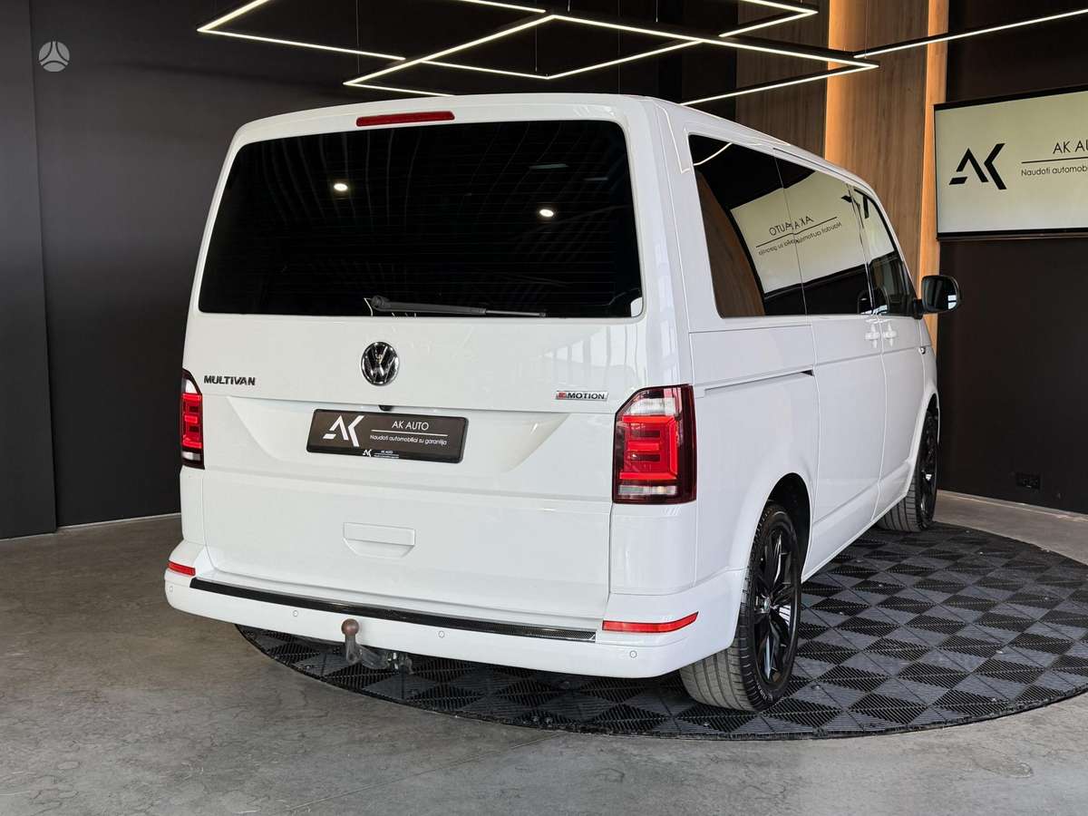 Volkswagen Multivan, 2.0 l., Минивэн
