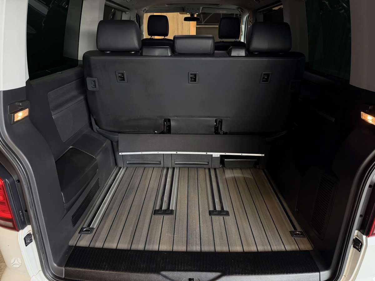 Volkswagen Multivan, 2.0 l., Минивэн