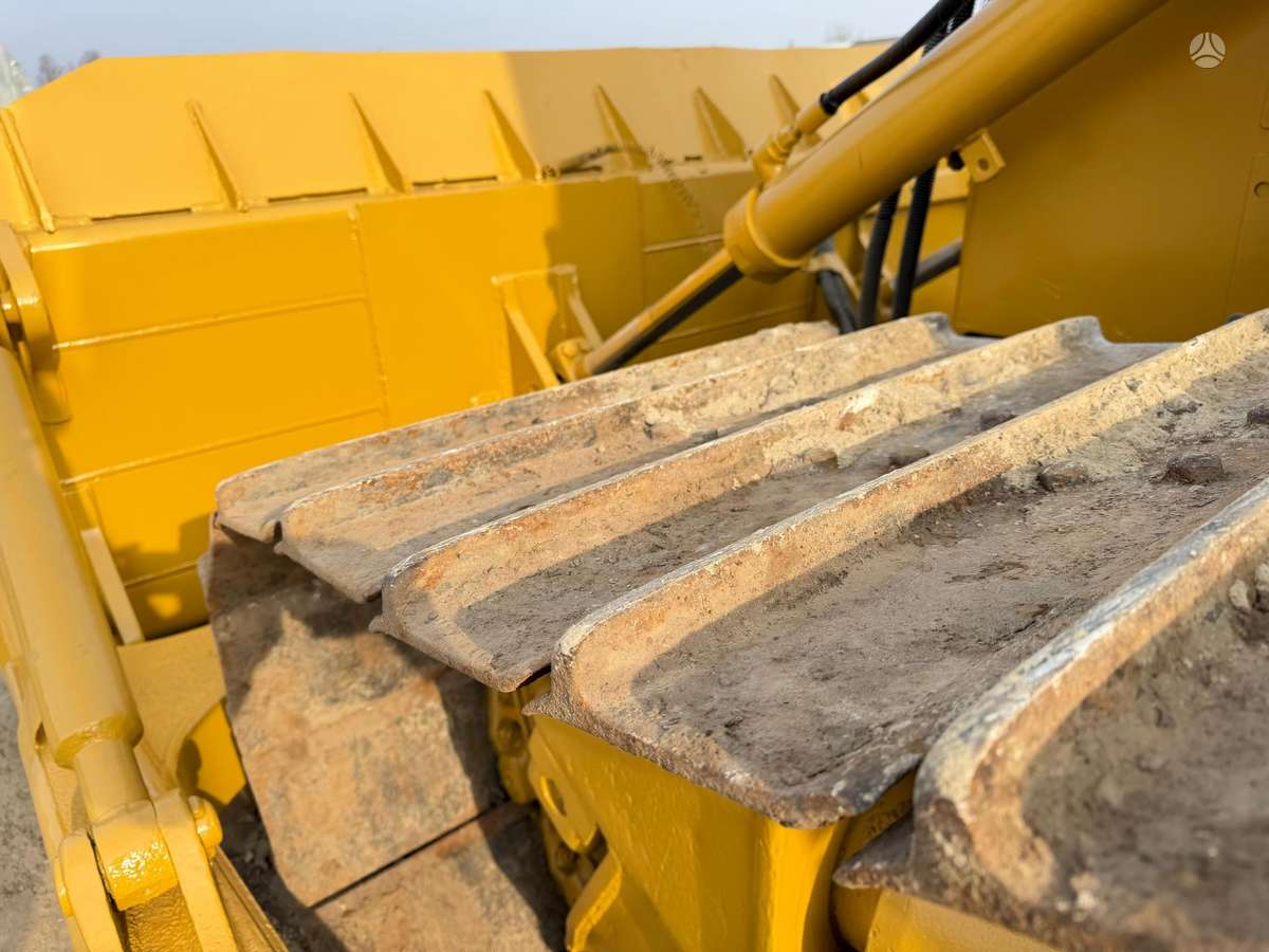 Caterpillar D4H LGP, buldozeriai