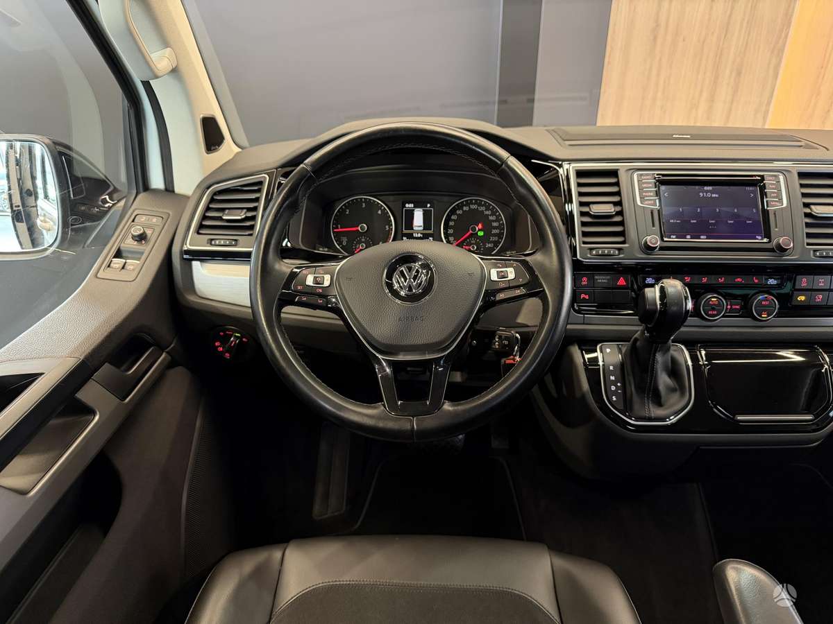 Volkswagen Multivan, 2.0 l., Минивэн