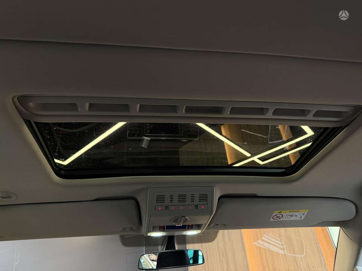 Volkswagen Multivan, 2.0 l., Минивэн