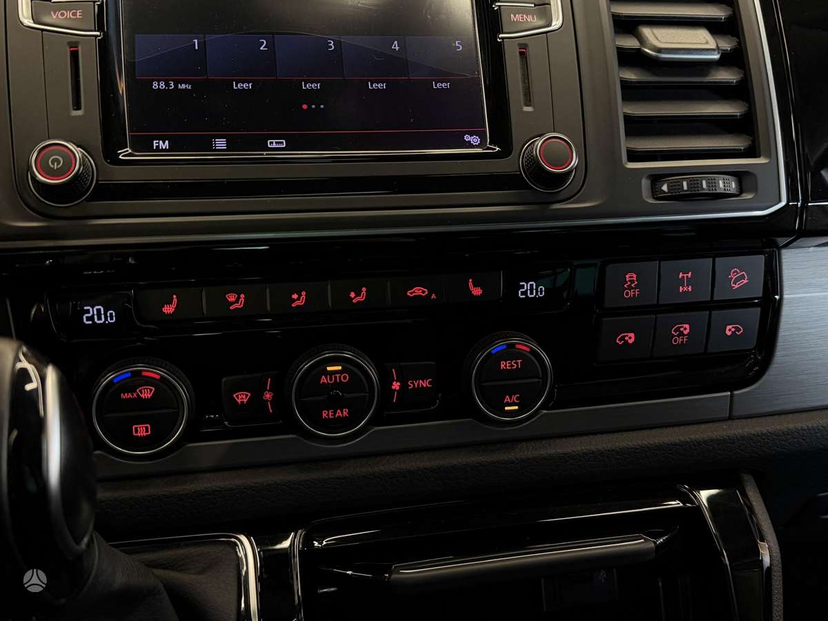 Volkswagen Multivan, 2.0 l., Минивэн