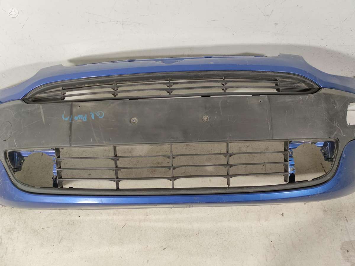 Fiat Punto bumpers, lights