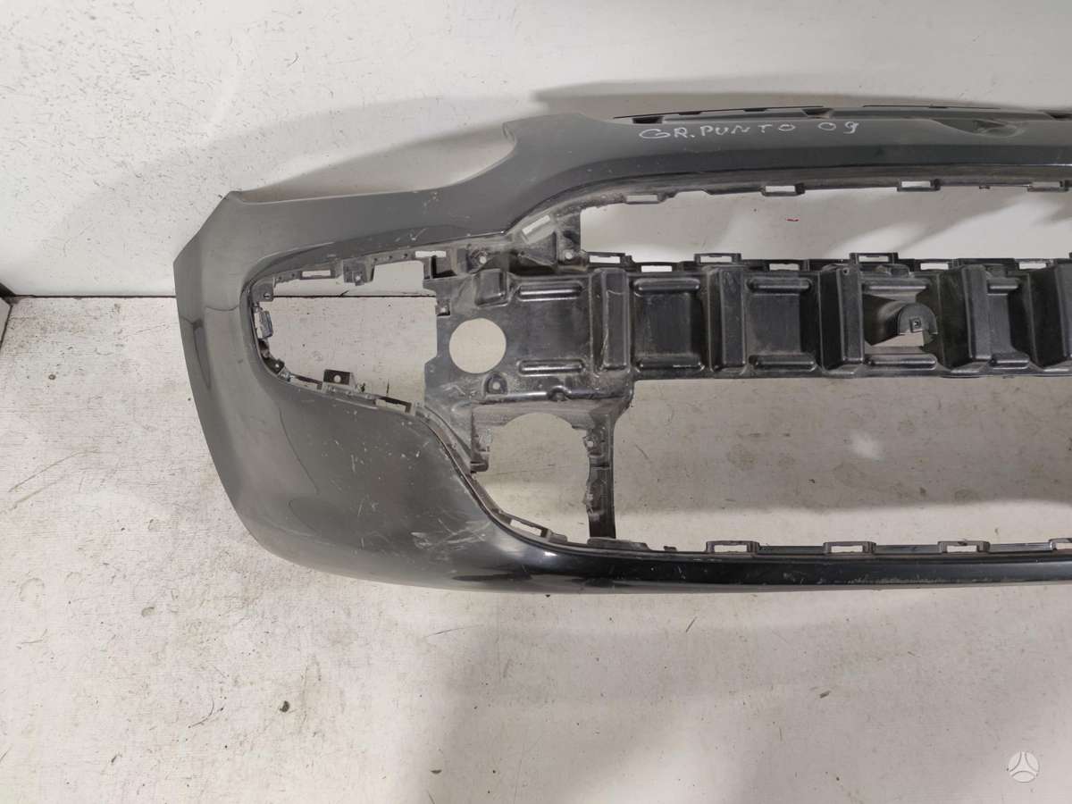 Fiat Punto bumpers, lights