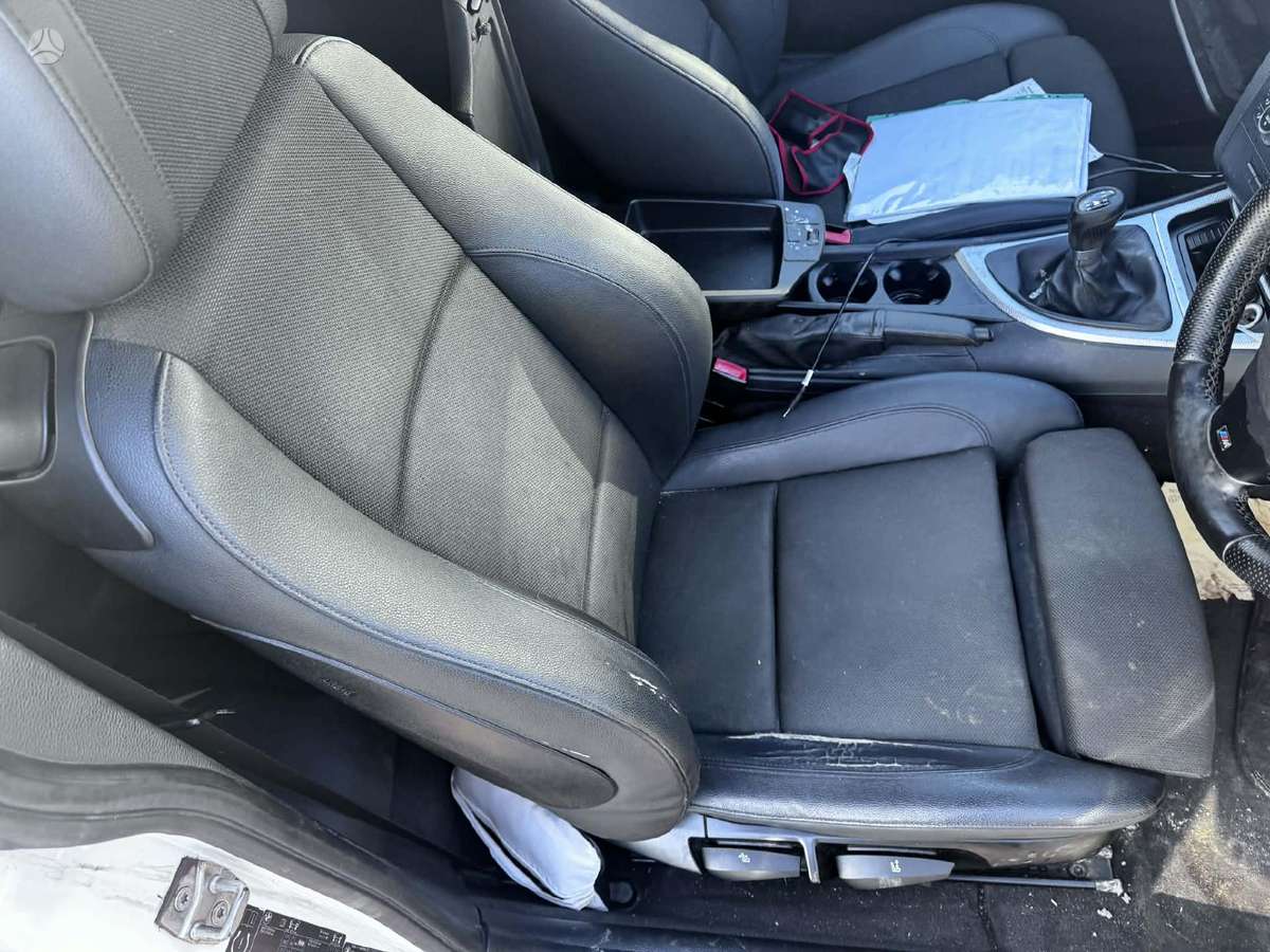 BMW 123