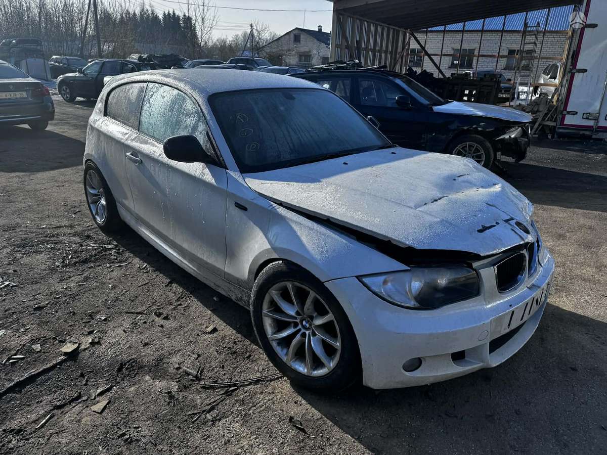 BMW 123