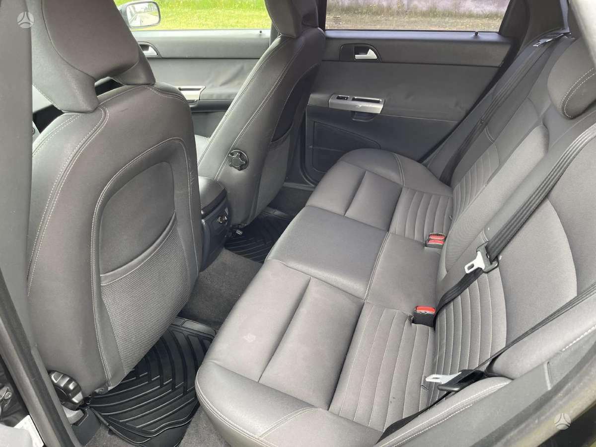 Volvo V50 - 10