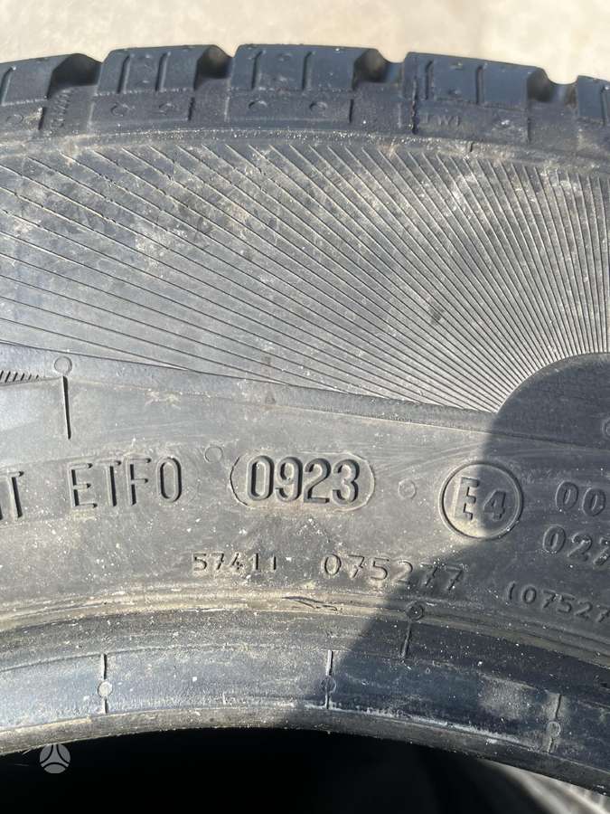 Continental VancoCamper, летние 215/70 R15