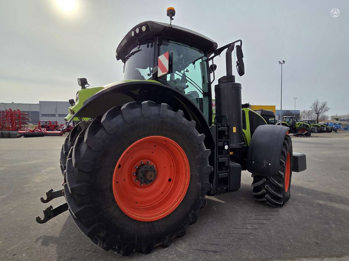 Claas Axion 930, тракторы