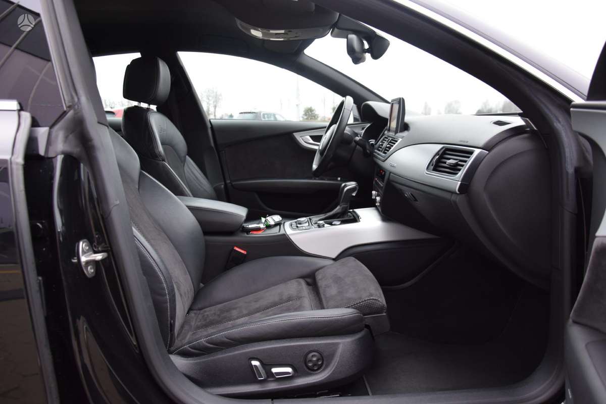 Audi A7, 3.0 l., hatchback