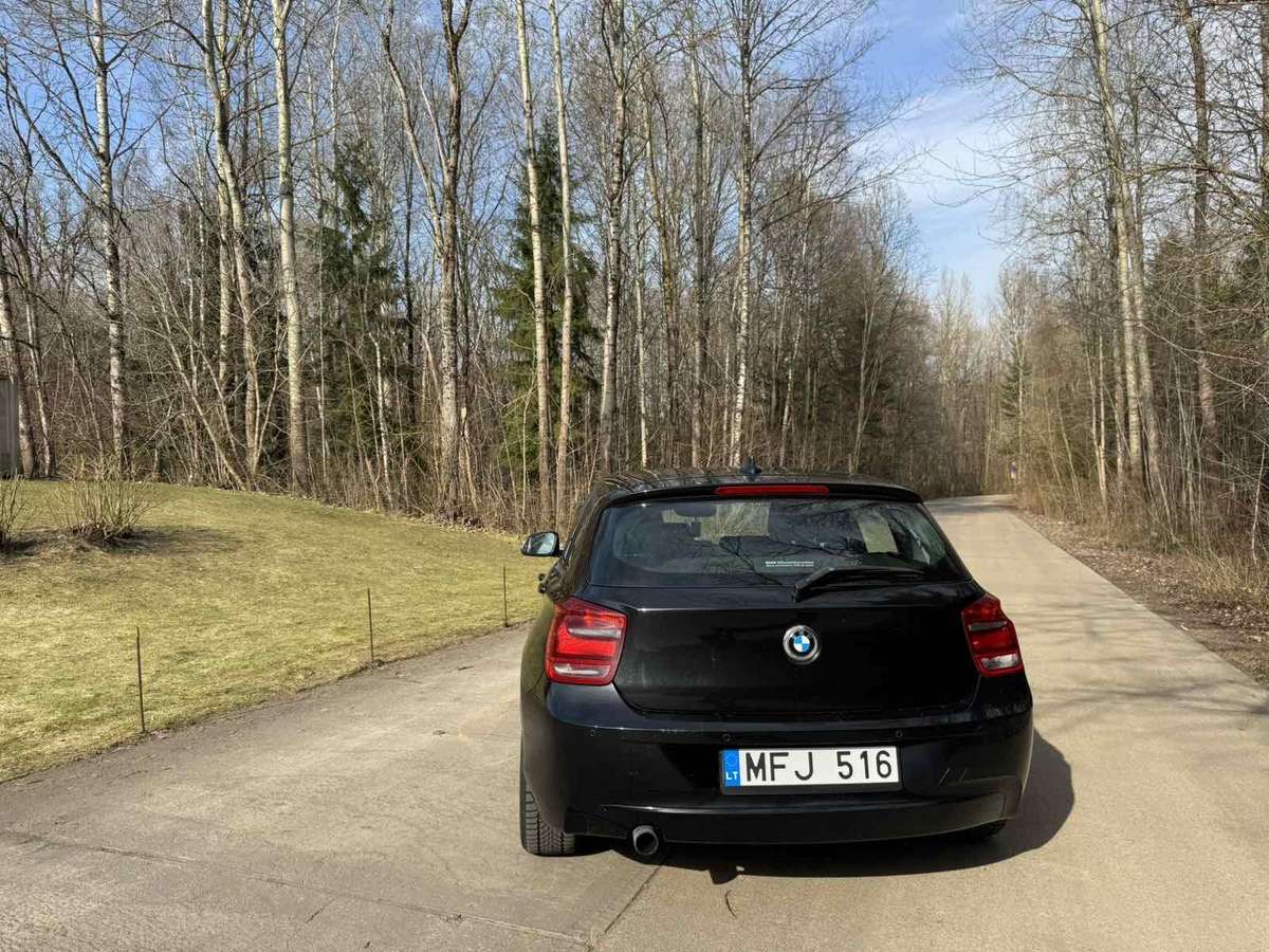 BMW 116, 2.0 l., Хэтчбек