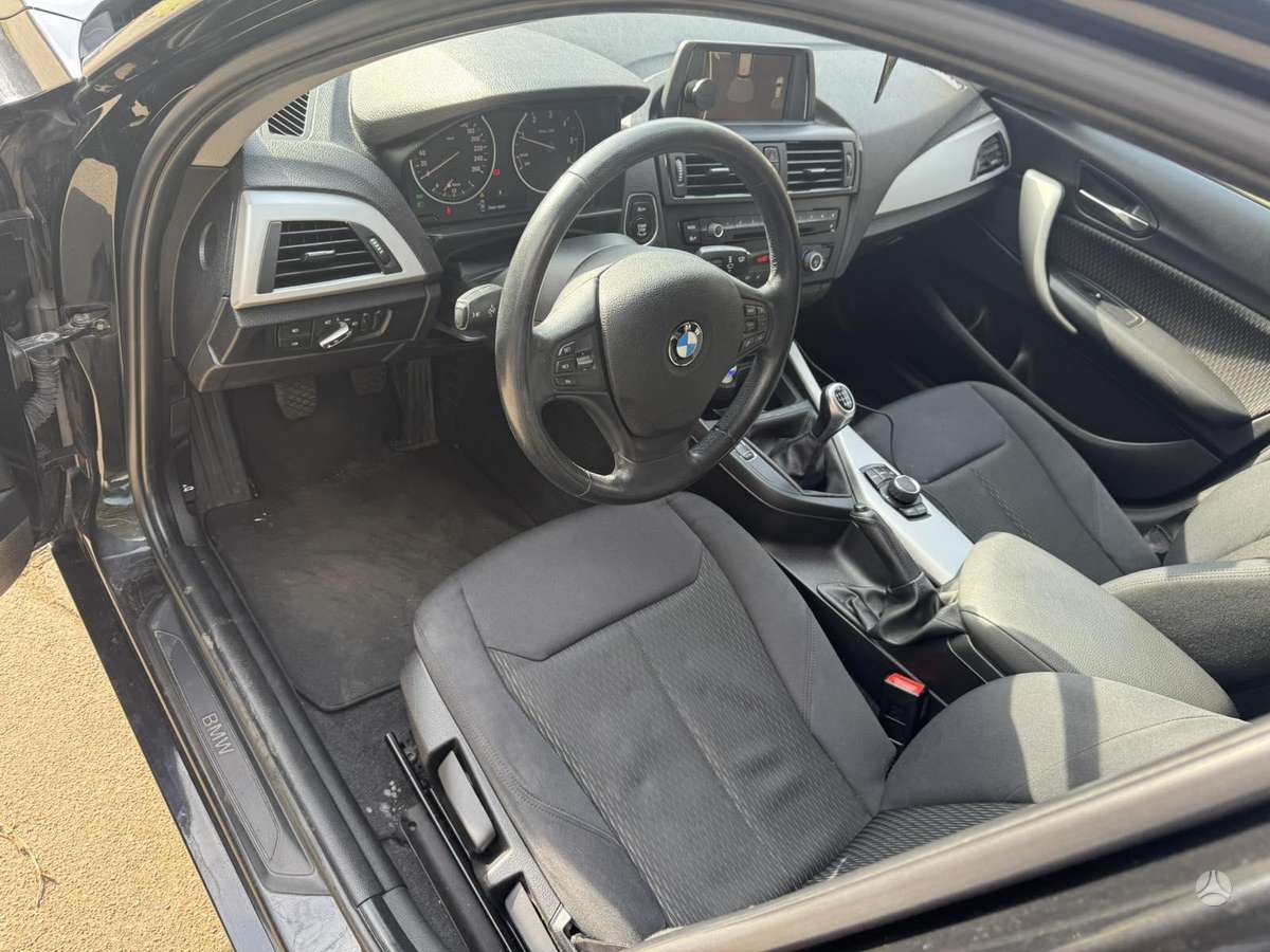 BMW 116, 2.0 l., hatchback