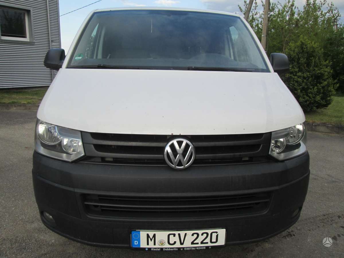 Volkswagen Transporter - 2