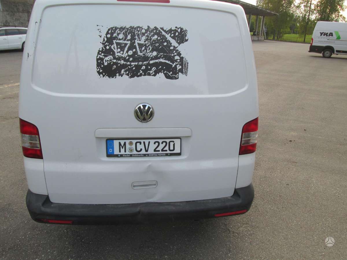 Volkswagen Transporter - 5