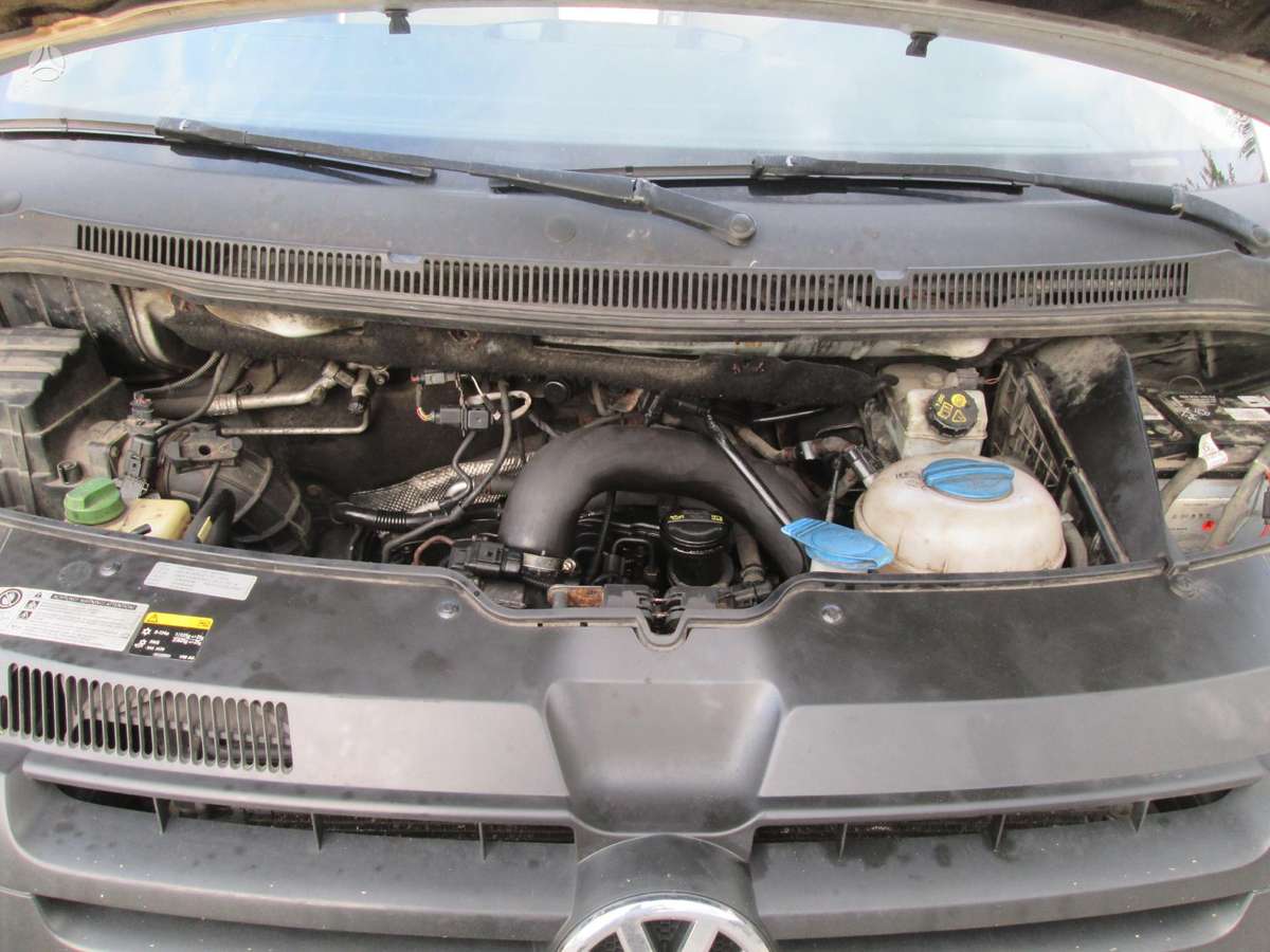 Volkswagen Transporter - 11