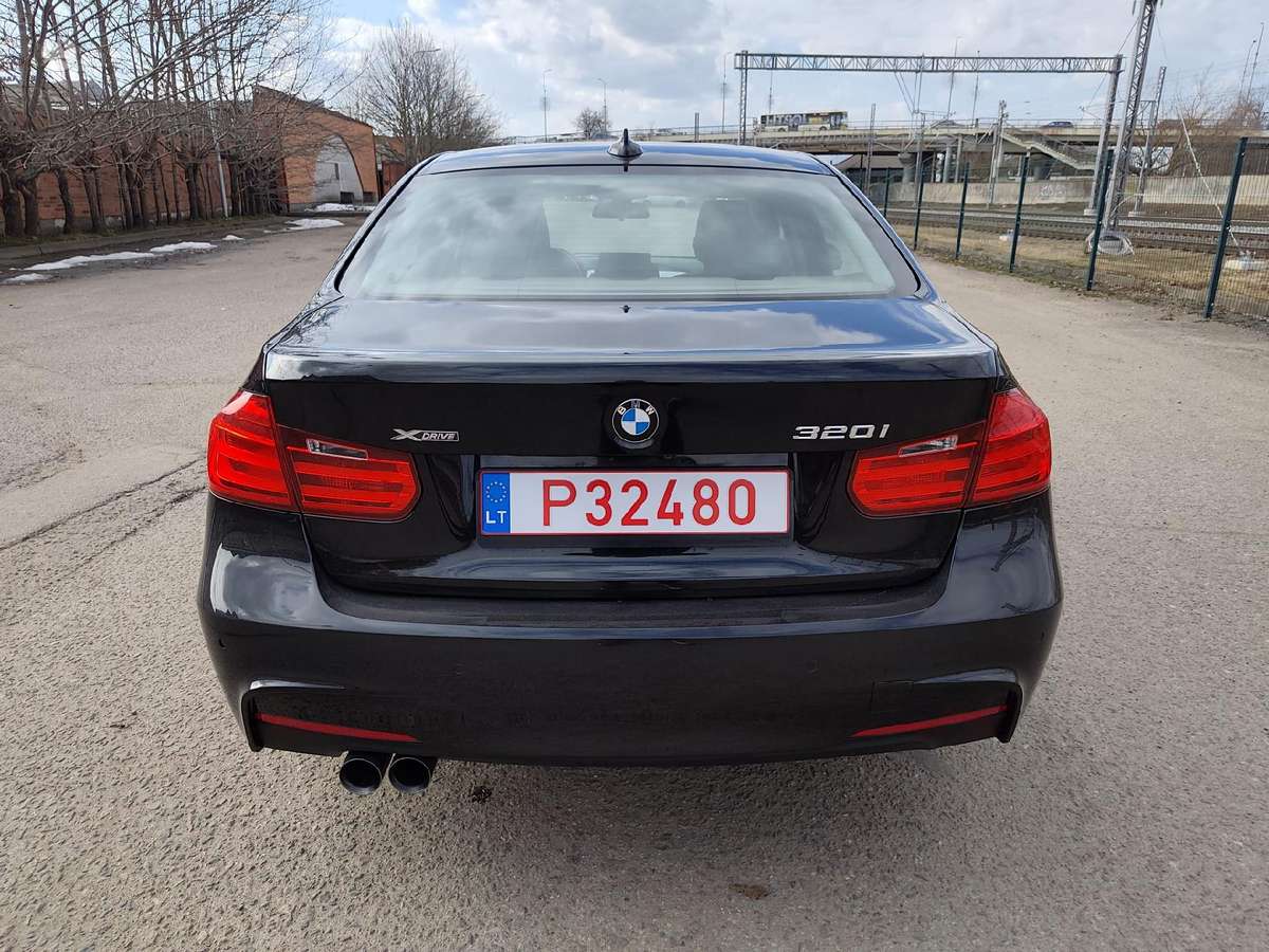 BMW 320, 2.0 l., Седан