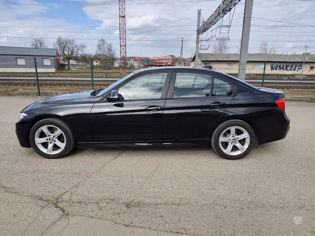 BMW 320, 2.0 l., Седан