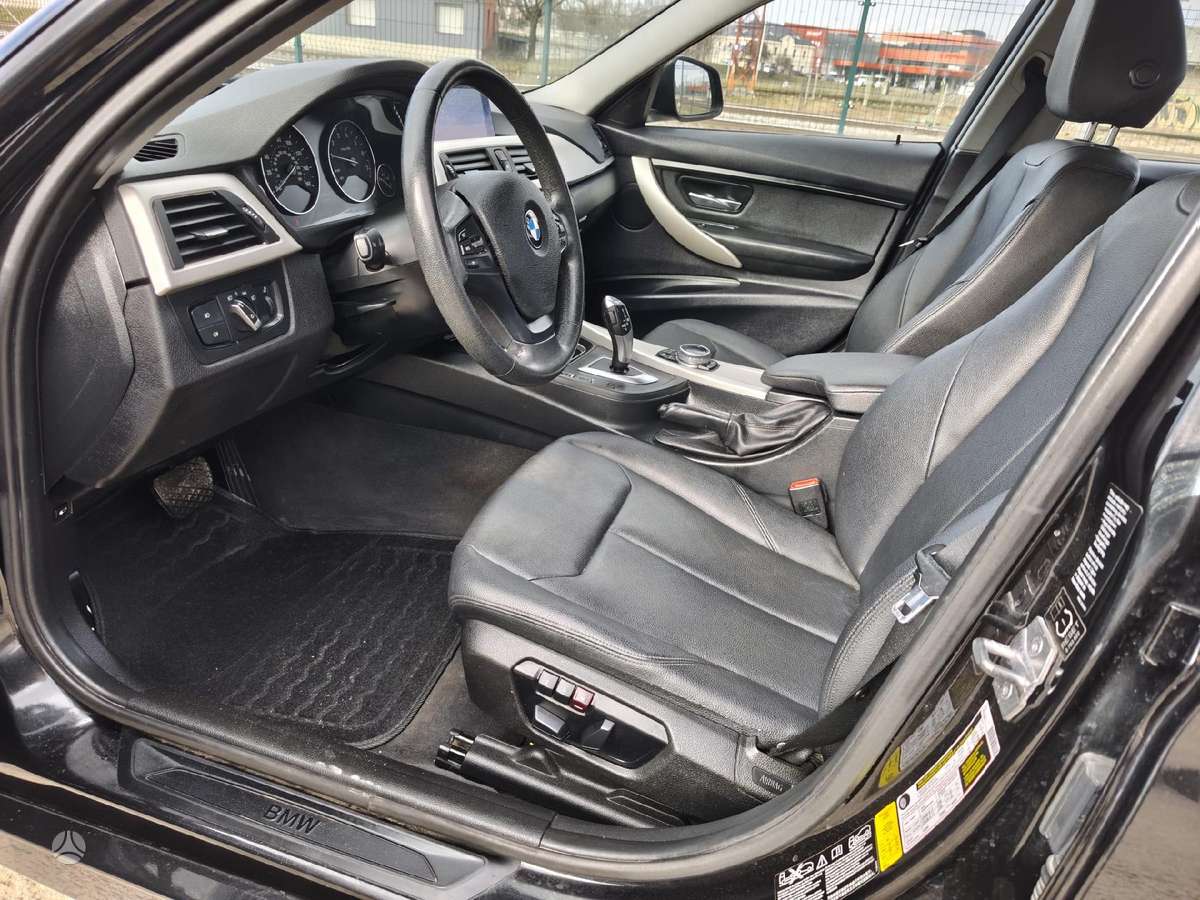 BMW 320, 2.0 l., Седан