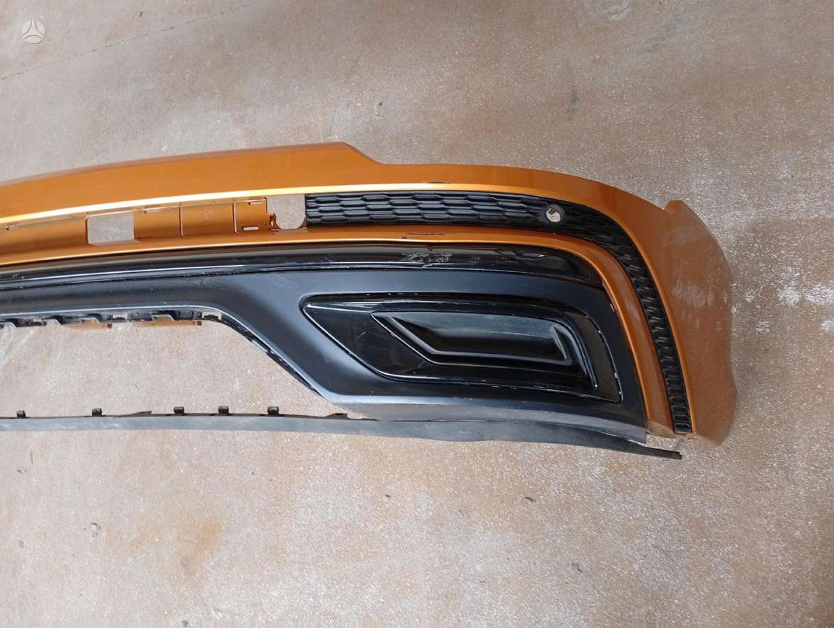 Audi Q8 sparnai, žibintai