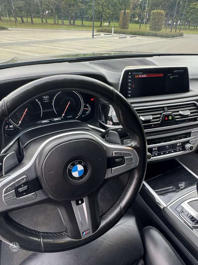 BMW 740, 3.0 l., Седан