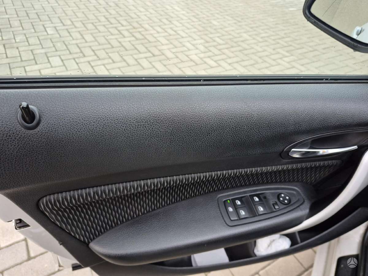 BMW 116, 2.0 l., Хэтчбек