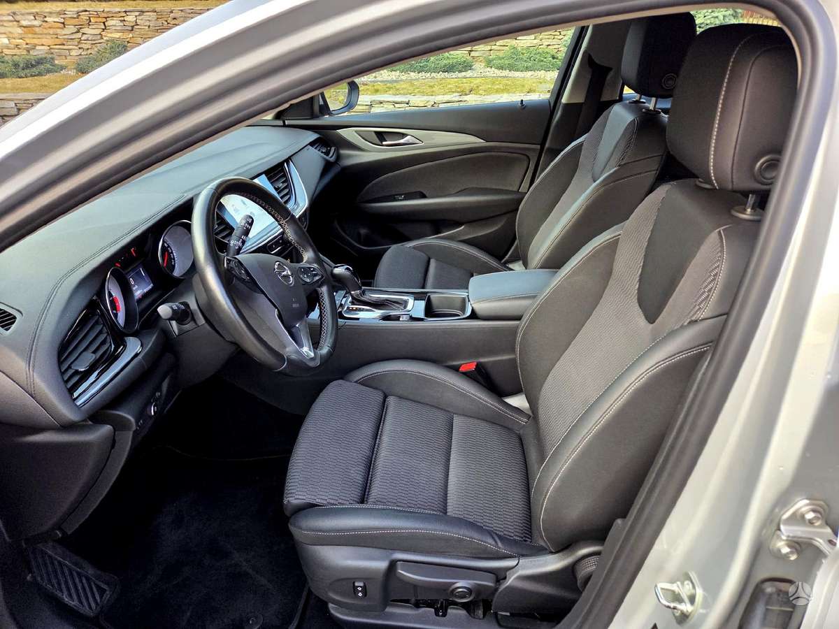 Opel Insignia, 2.0 l., wagon