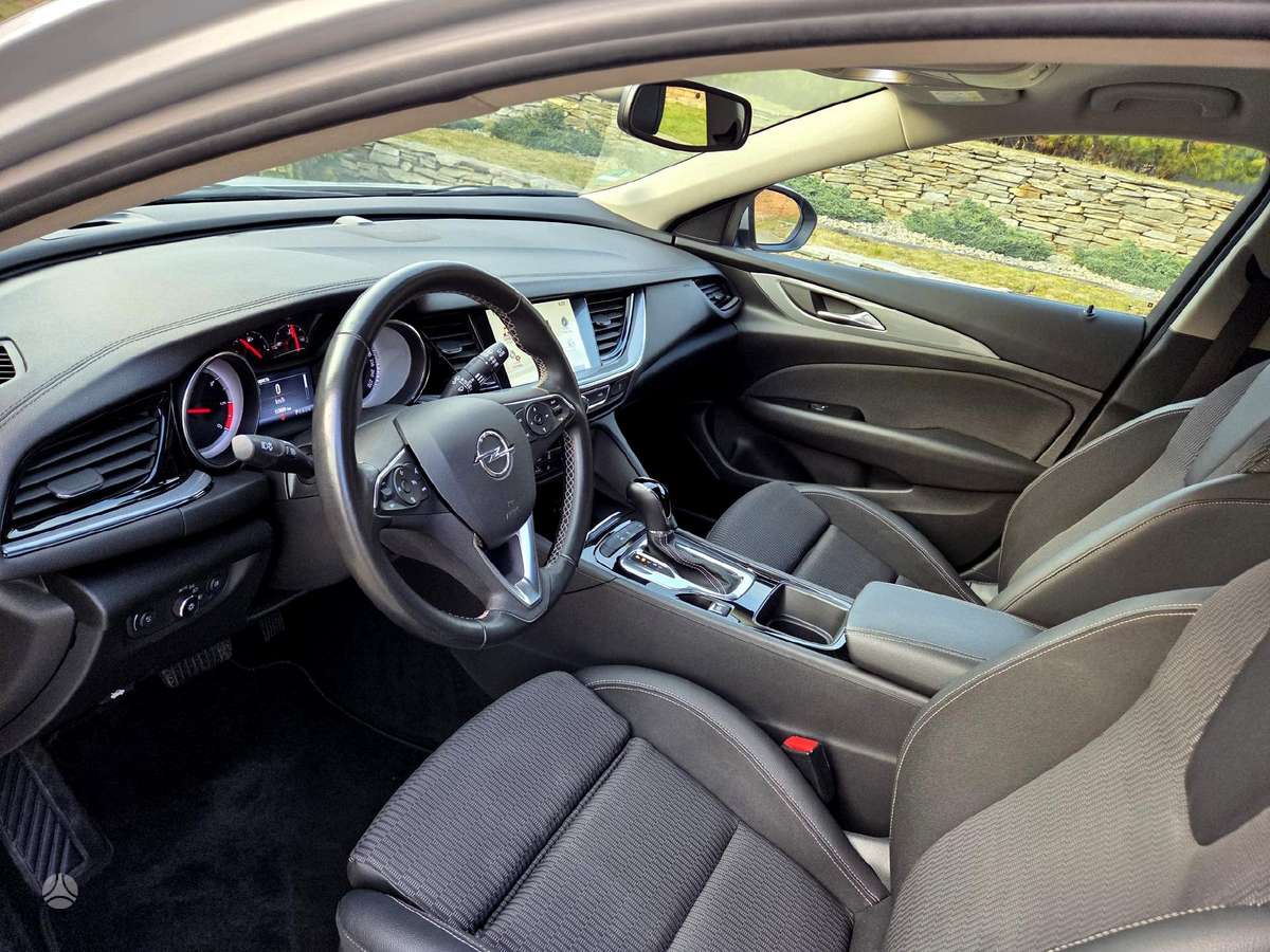Opel Insignia, 2.0 l., wagon