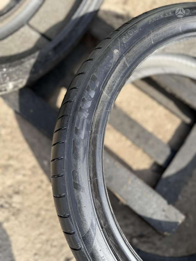 Pirelli P ZERO, летние 245/40 R21