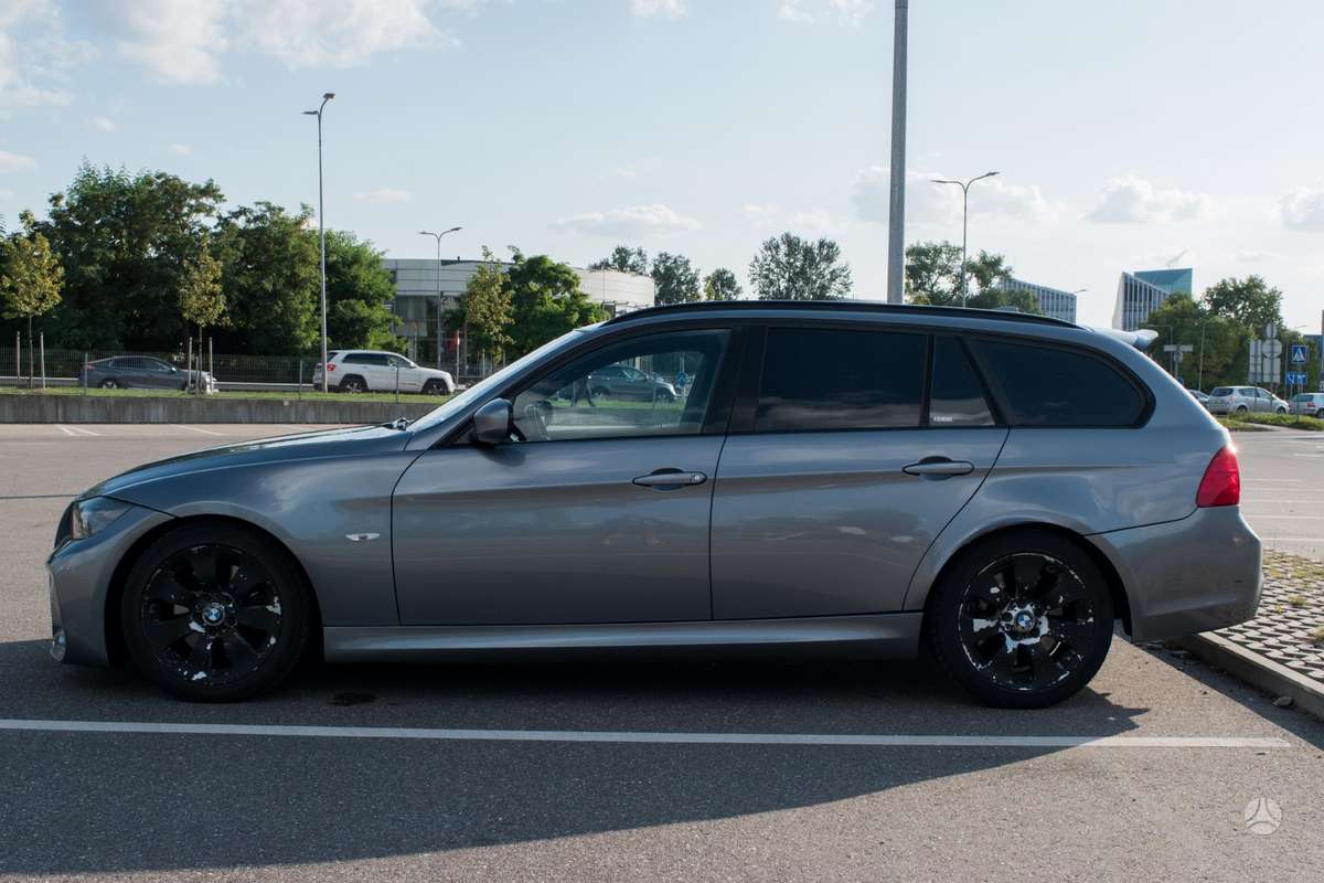 BMW 325, 3.0 l., Универсал