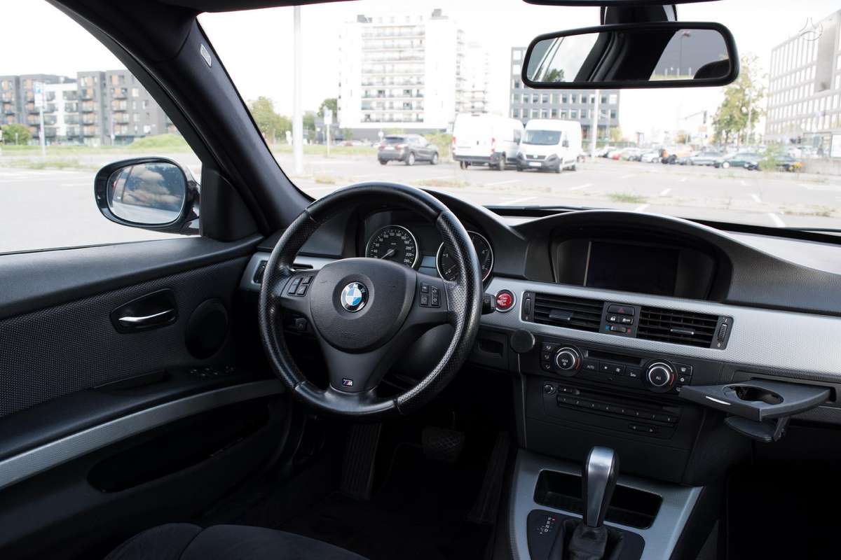 BMW 325, 3.0 l., universalas