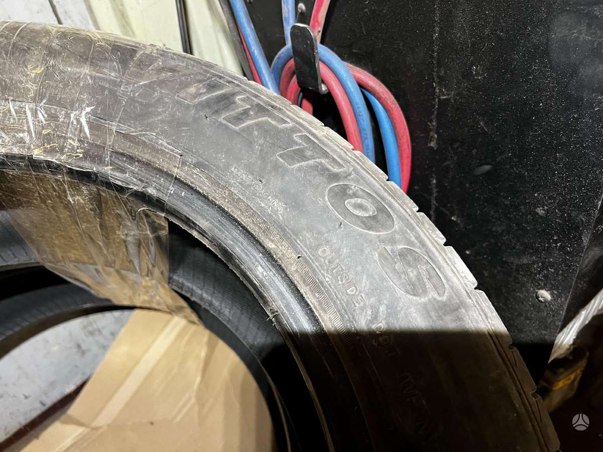 -Kita- Vittos, summer 225/55 R17