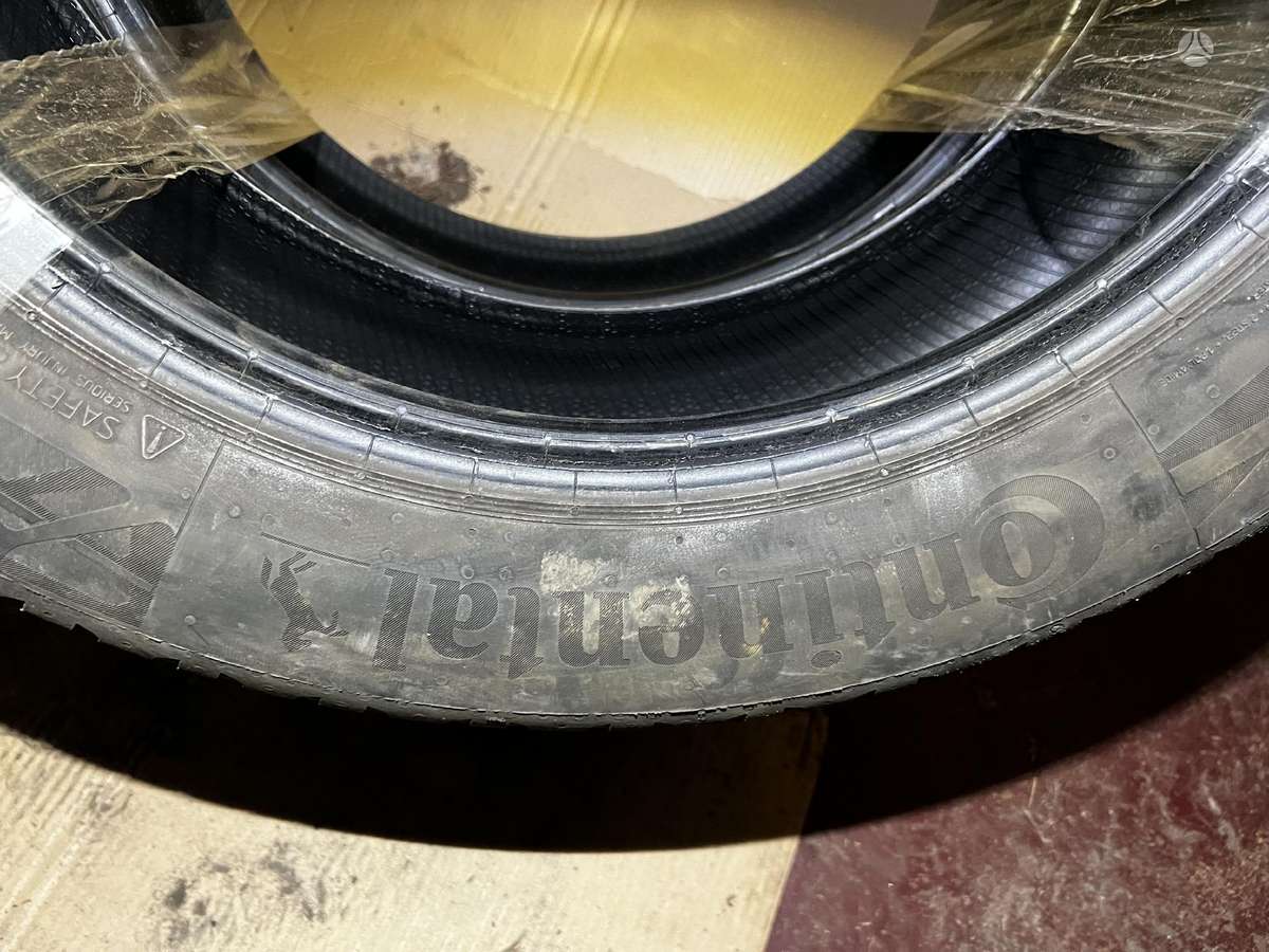 Continental, летние 215/55 R17