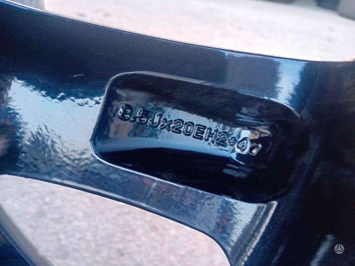 Land Rover, lengvojo lydinio, R20