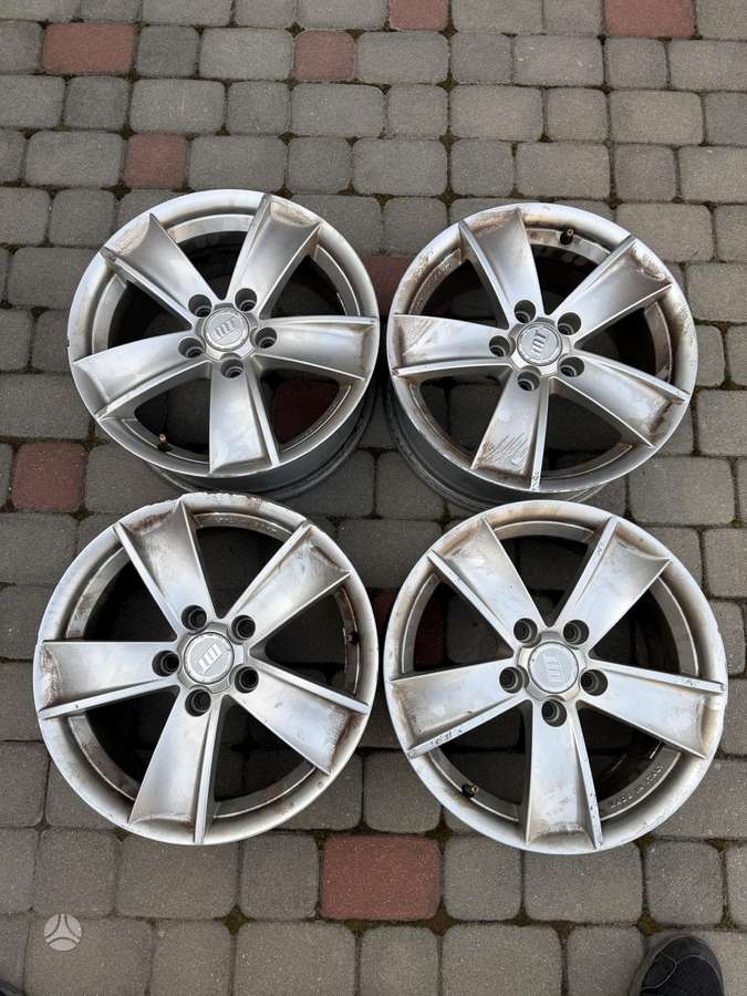 Audi, vieglmetāla, R16
