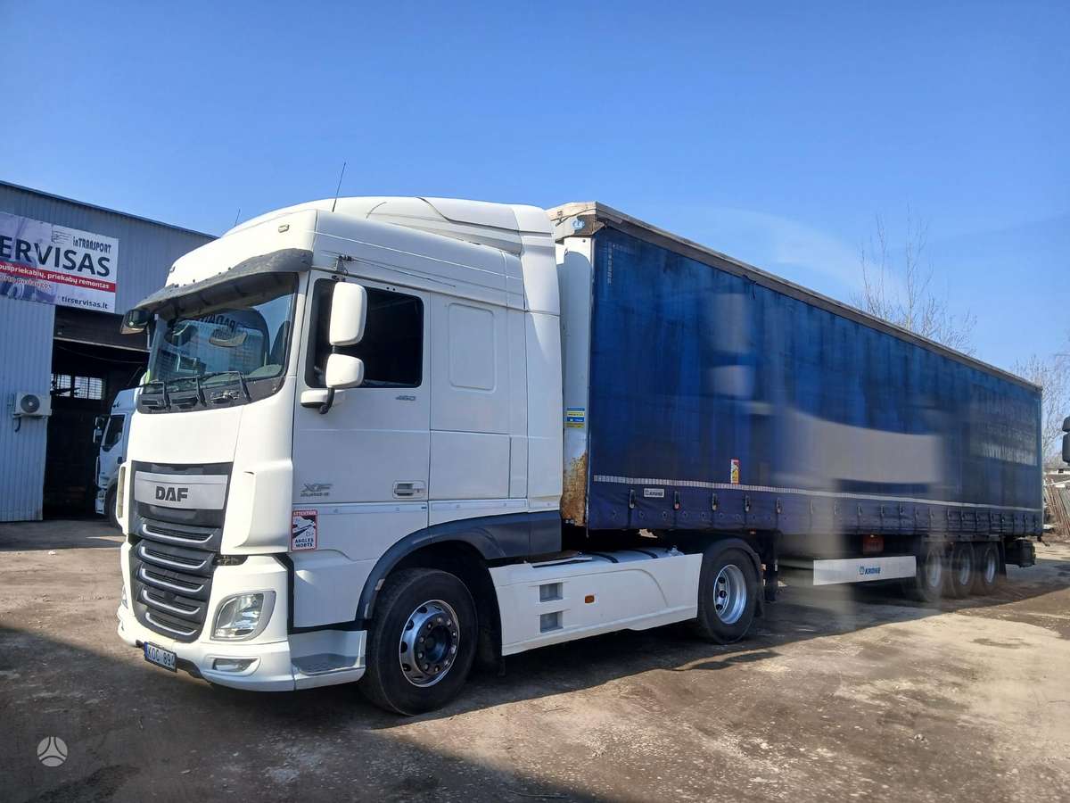 Krone CD, curtainsider with dropside