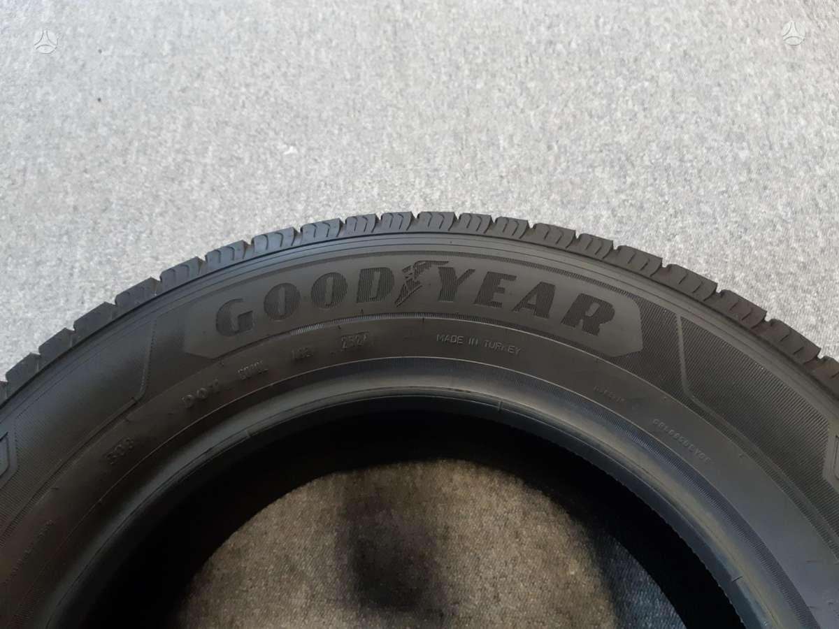 Goodyear 2025m 95% EfficientGrip C*, летние 215/65 R16