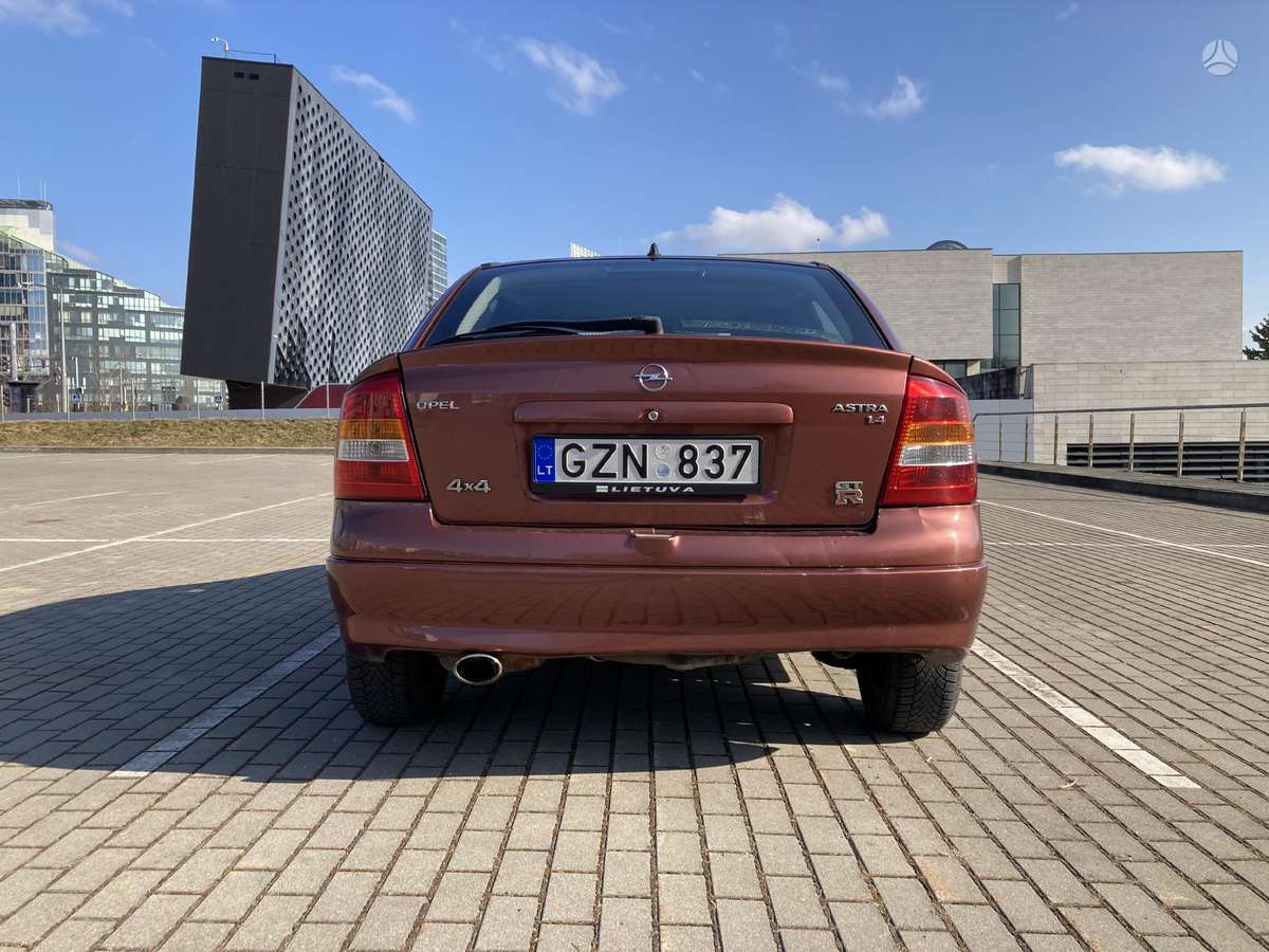 Opel Astra, 1.4 l., hatchback