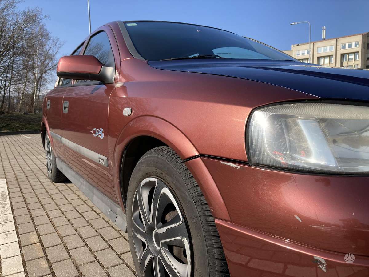 Opel Astra, 1.4 l., hatchback