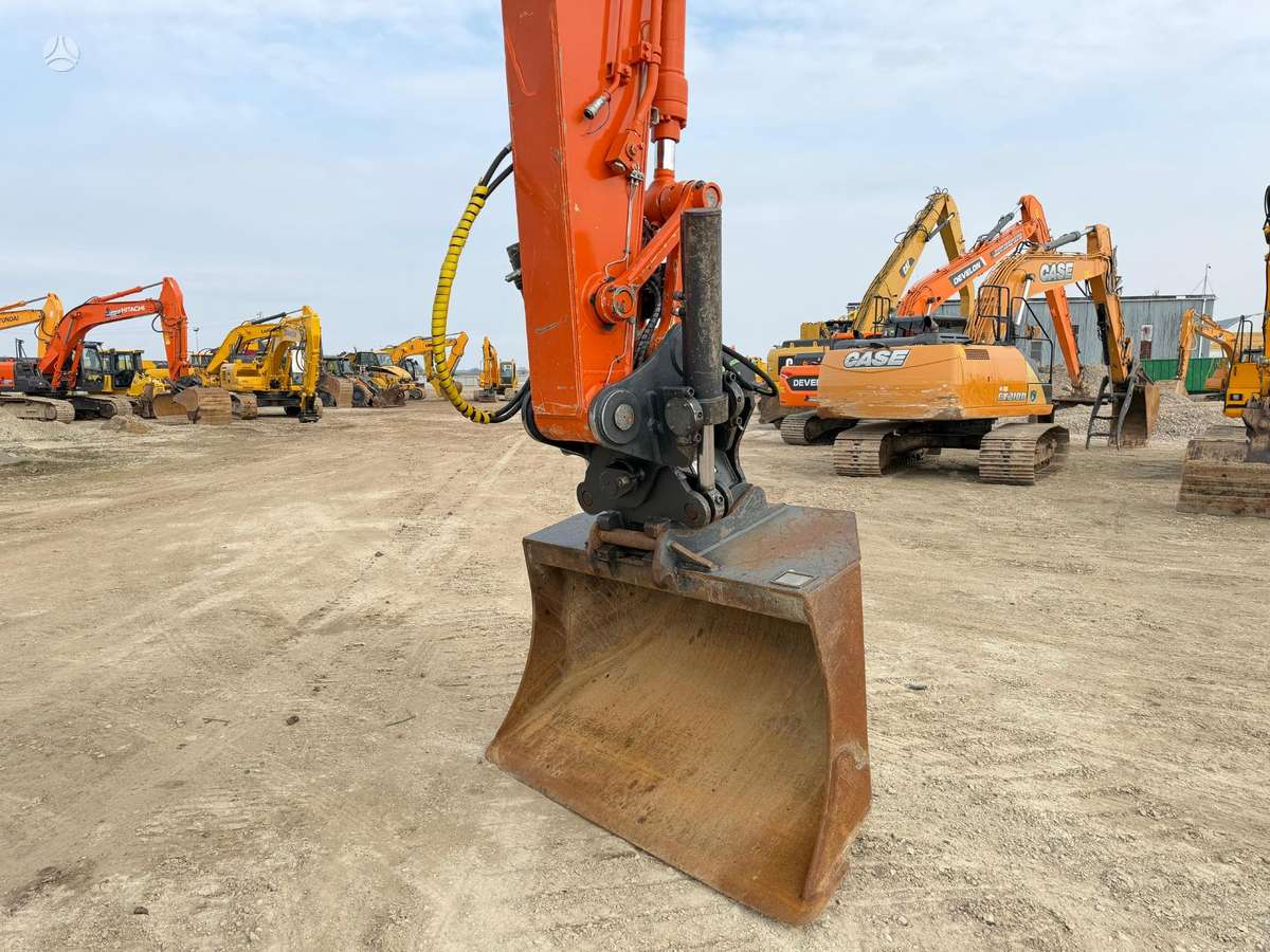 Hitachi ZX 160 LC-6, экскаваторы