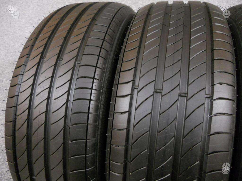 Michelin 2023m 95% Agilis.3 su C*, summer 225/65 R16