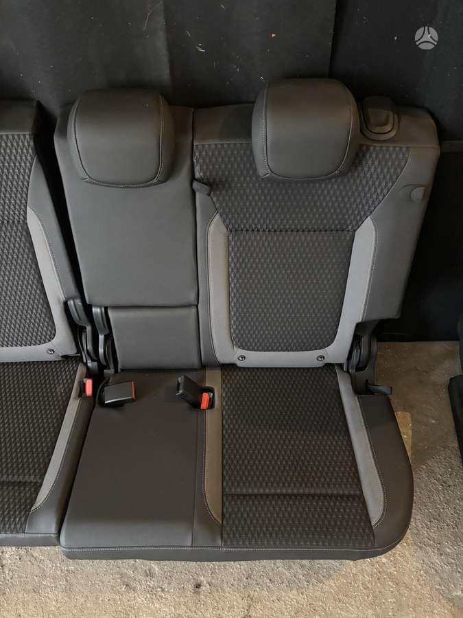 Opel Crossland X sėdynės